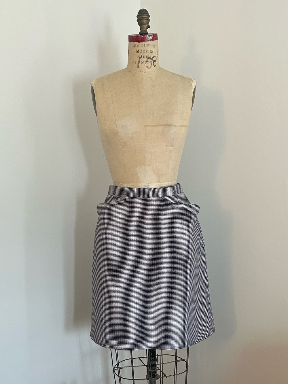 Vintage Mini Skirt-  Black & White Houndstooth